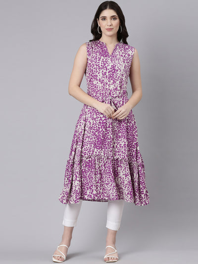 Neeru's Purple Regular Straight Printed Kurtas