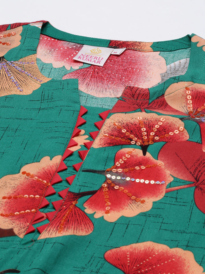 Neerus Green Regular Straight Floral Kurtas