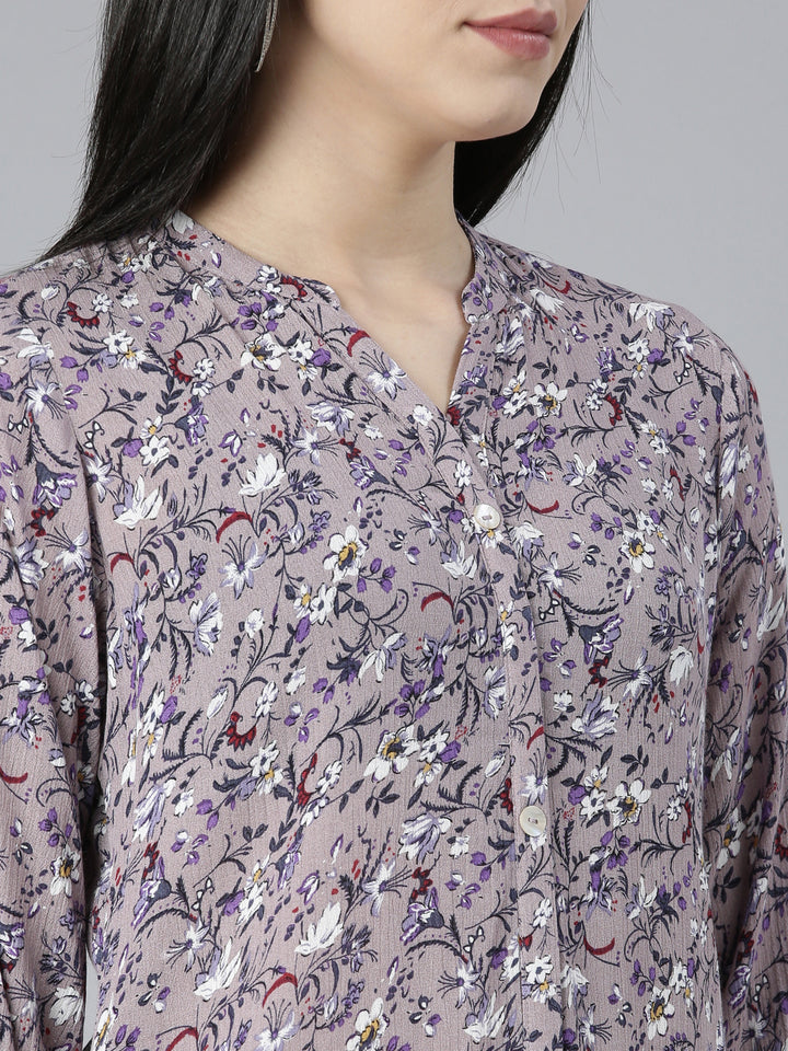 Neerus Grey georgette printed floral straight kurti - detail view 1
