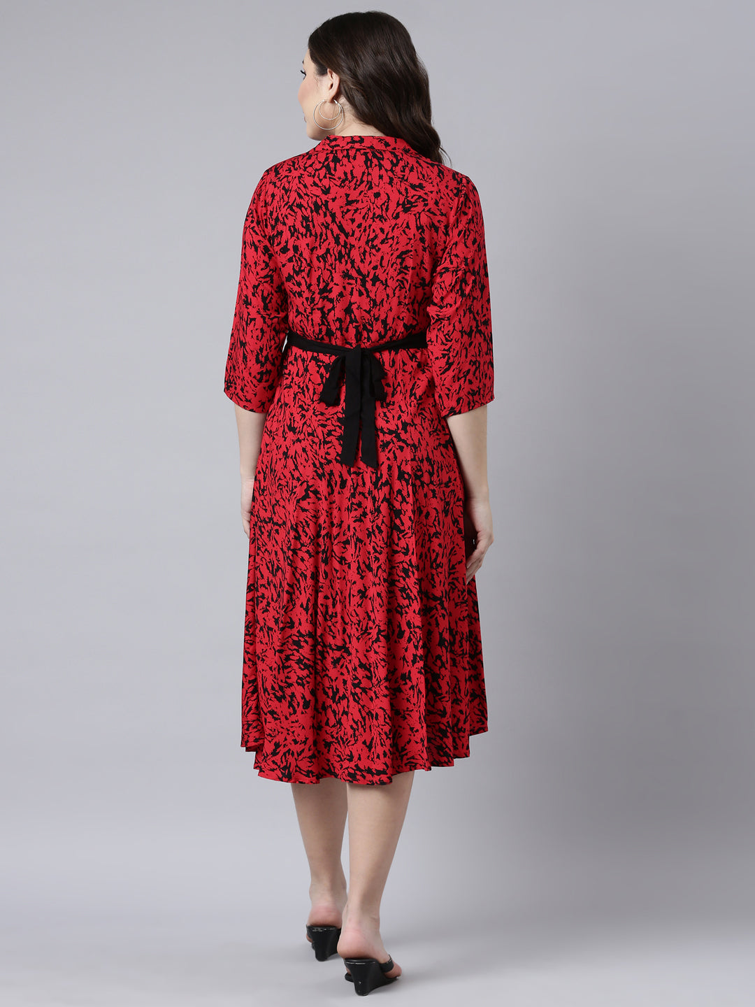 Neerus Red Straight Casual Floral Maxi Dresses