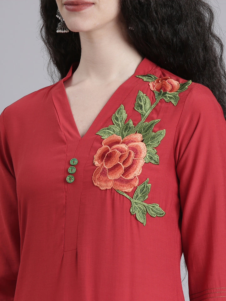 Neerus Maroon Casual Solid Straight Kurtas