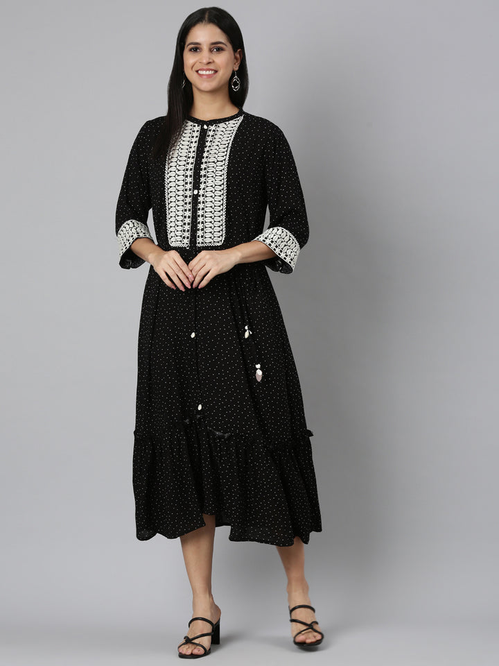 Neerus Black straight embroidered kurtas