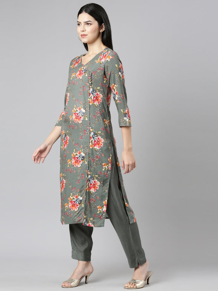 Neerus Green printed straight kurta set with dupatta - back view