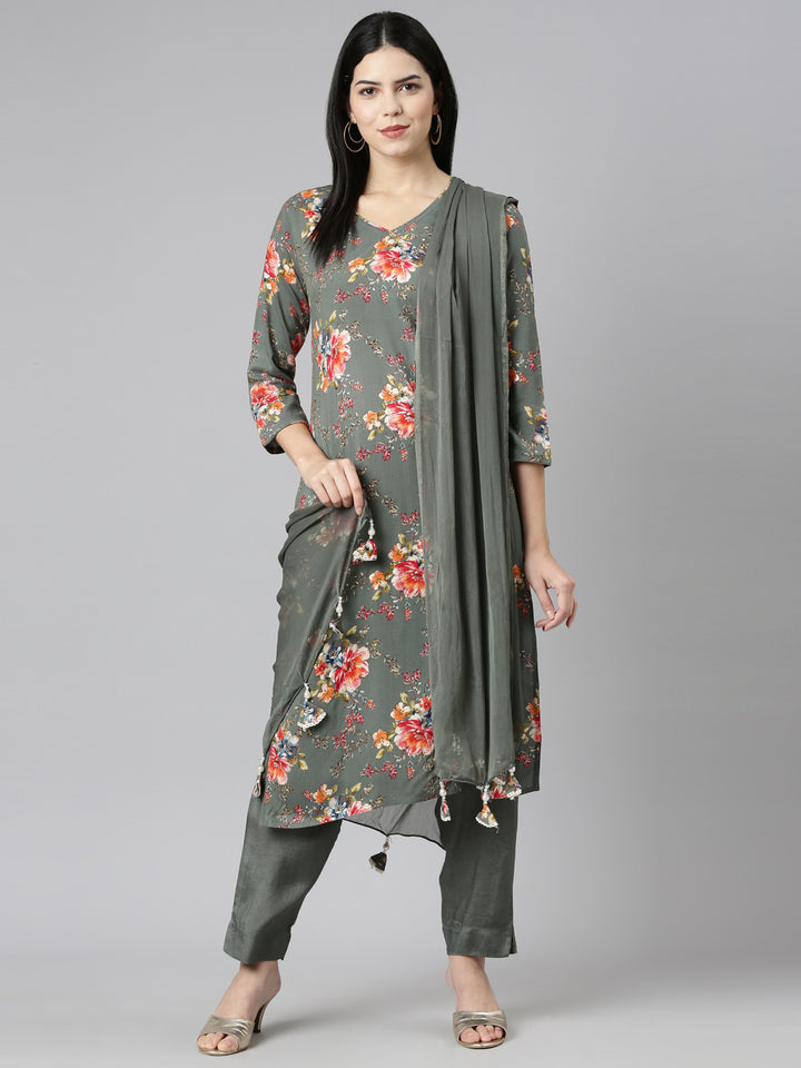 Neerus Green printed straight kurta set with dupatta - detail view 2