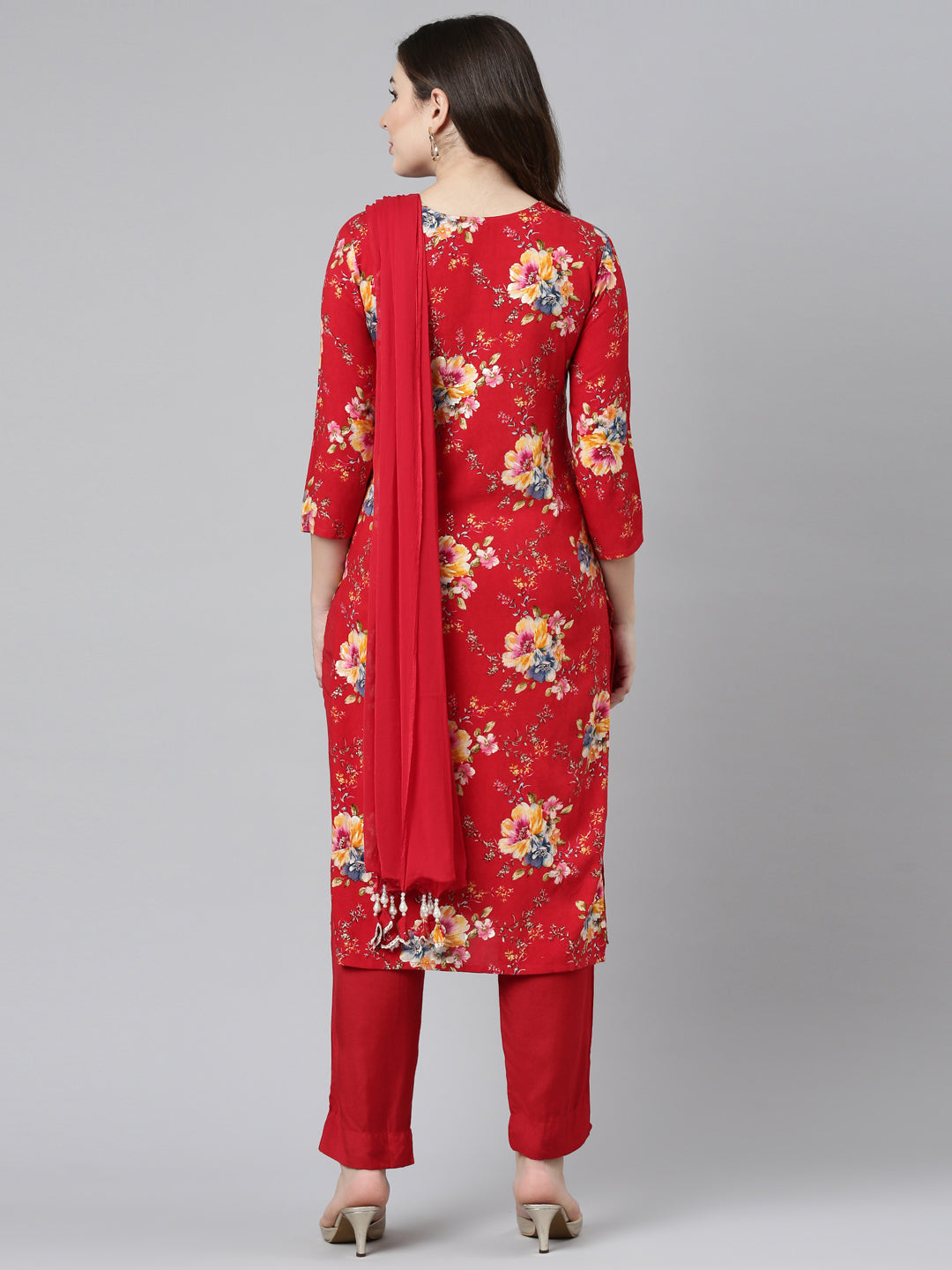 Neerus Red printed straight kurta set with dupatta - side view