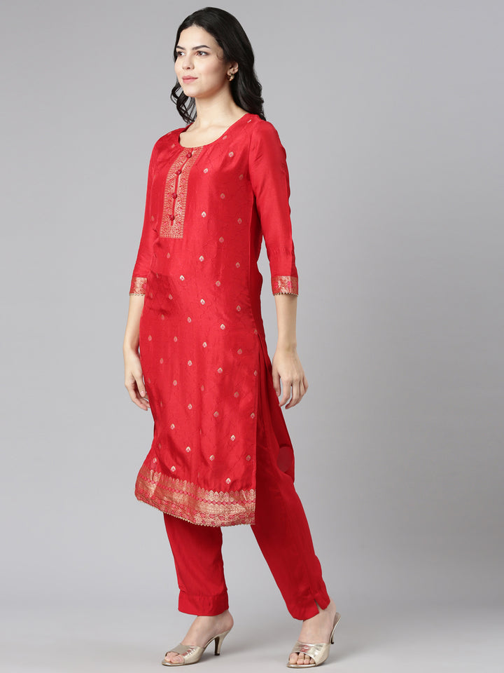 Neerus Red printed straight kurta set with dupatta - back view