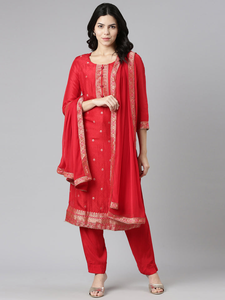 Neerus Red printed straight kurta set with dupatta - detail view 2