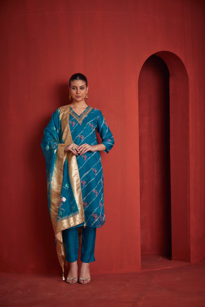 NEERU'S WOMENS RAMA COLOR CHANDERI FABRIC KURTA SET