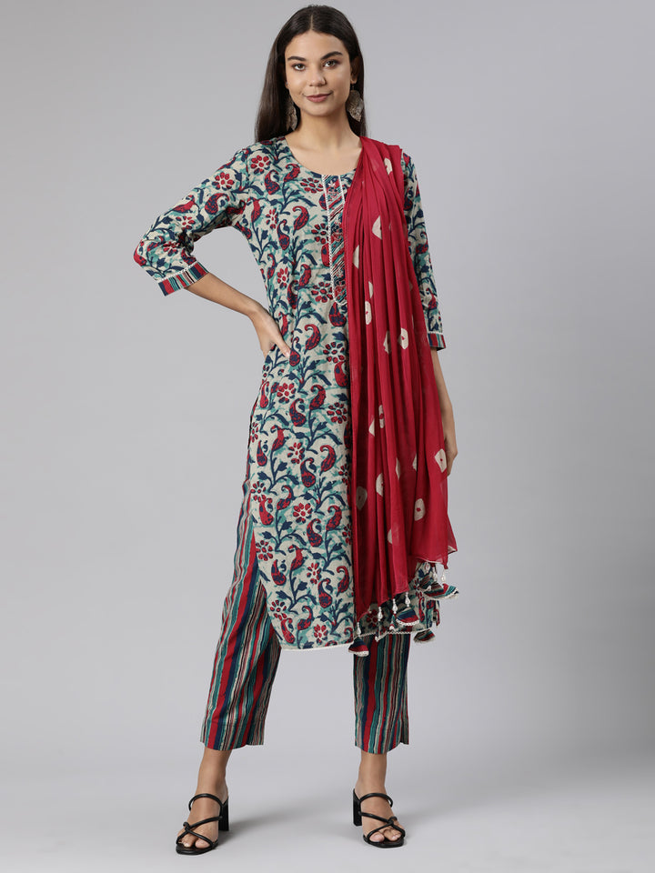 Neerus Multi printed paisley suit set - detail view 2