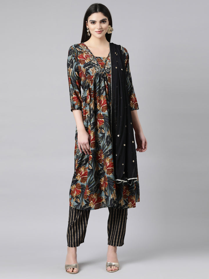 Neerus Grey printed floral suit set - front view