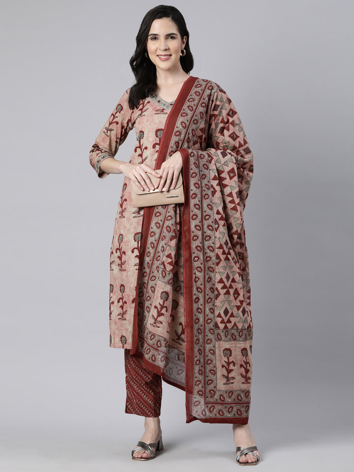 Neerus Maroon printed floral suit set straight kurta with trouser and dupatta - detail view 2