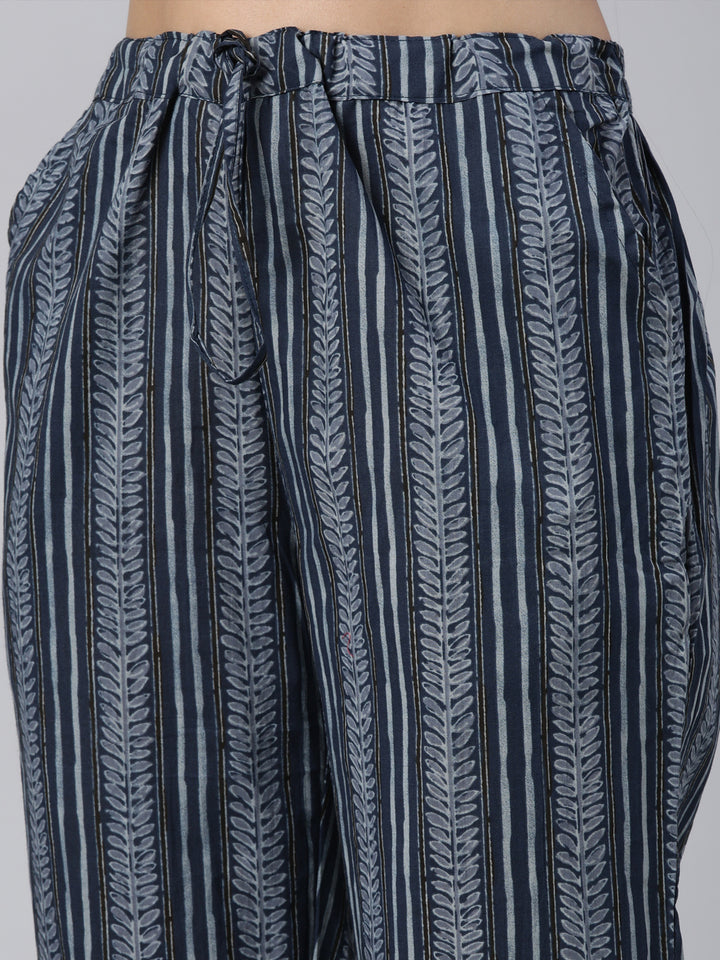 Neerus Blue cotton printed straight suit set - detail view 3