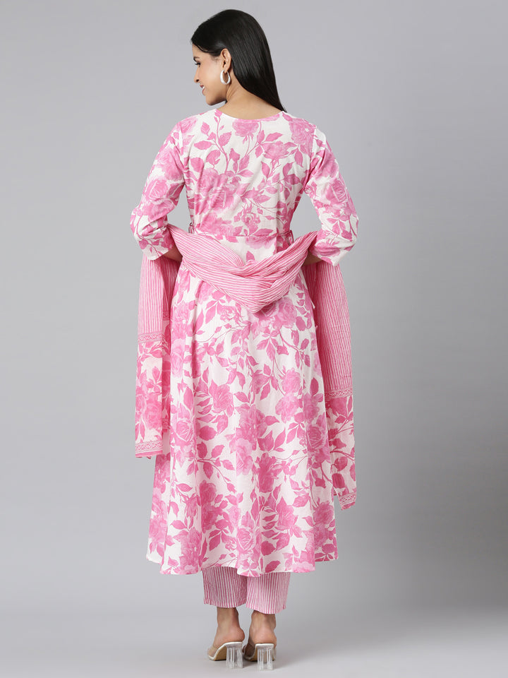 Neerus Pink printed panelled suit set - side view