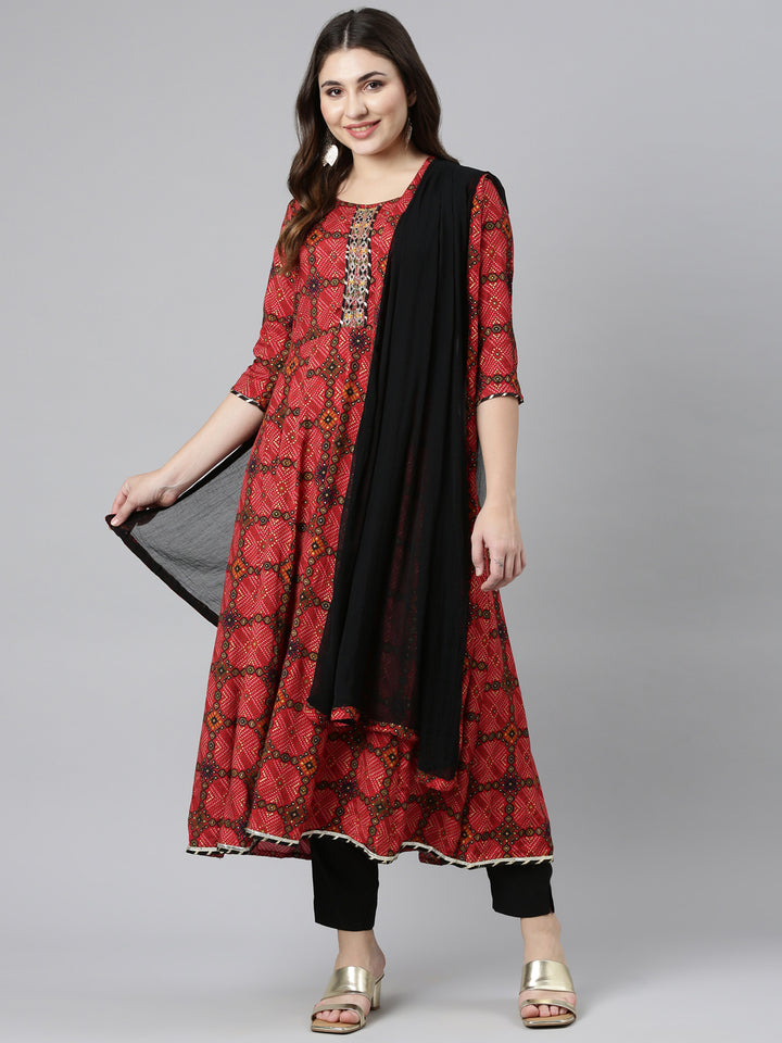 Neerus Red Regular Straight Printed Kurta And Trousers With Dupatta