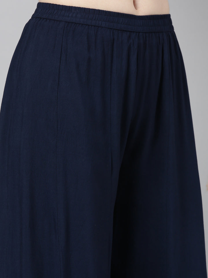 Neerus Red Regular Straight Printed Kurta And Palazzos With Dupatta