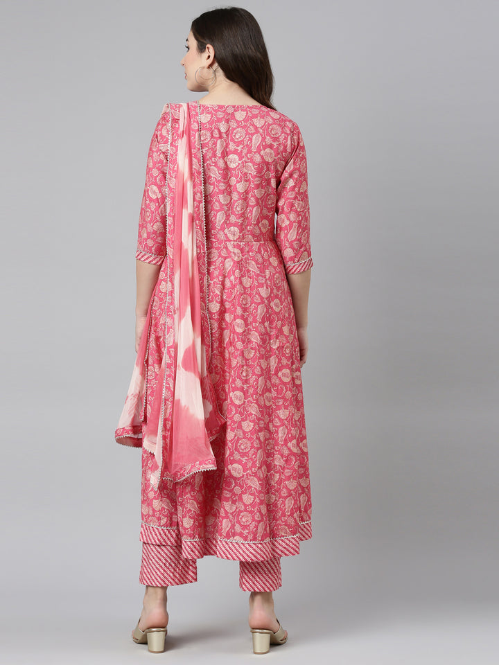 Neerus Pink printed straight kurta set with dupatta - side view
