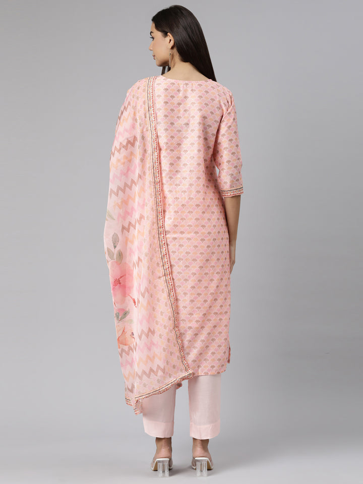 Neerus Pink printed floral suit set straight kurta with trouser and dupatta - side view