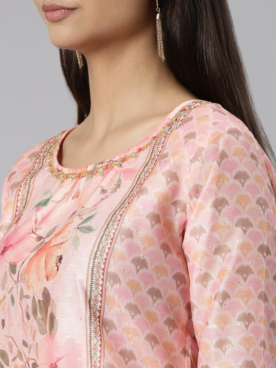 Neerus Pink printed floral suit set straight kurta with trouser and dupatta - detail view 2