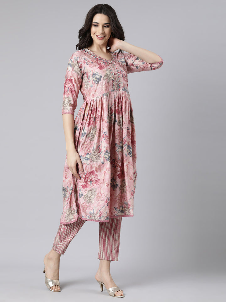 Neerus Pink floral printed straight suit set - back view