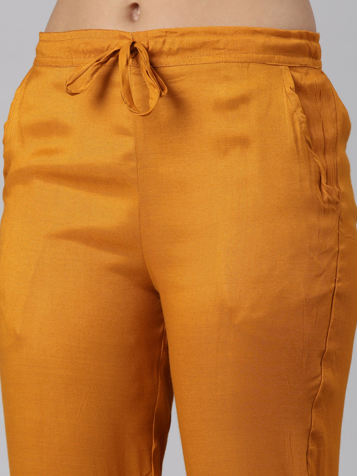 Neerus Yellow printed floral suit set - detail view 4
