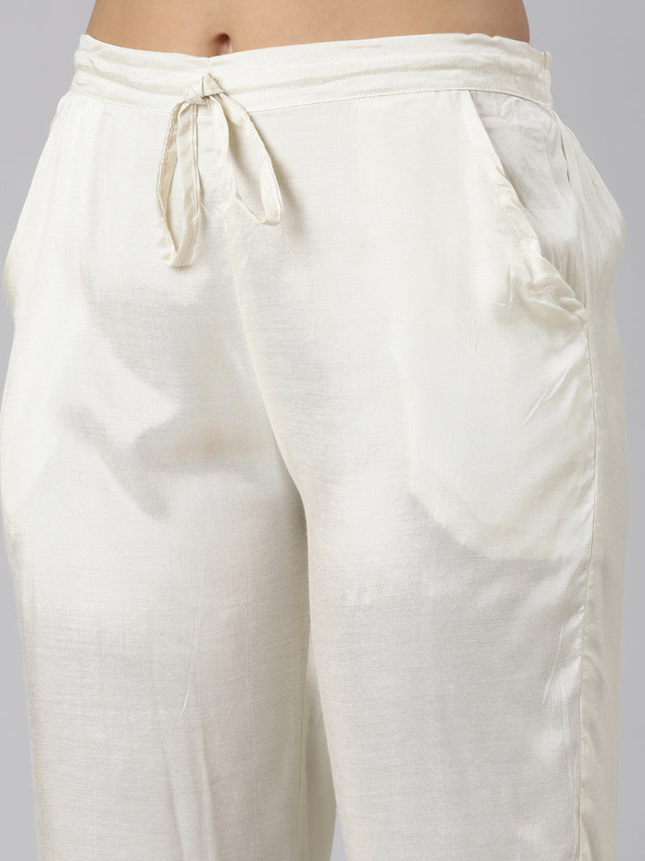 Neerus Multi floral embellished suit set with trousers and dupatta - detail view 3