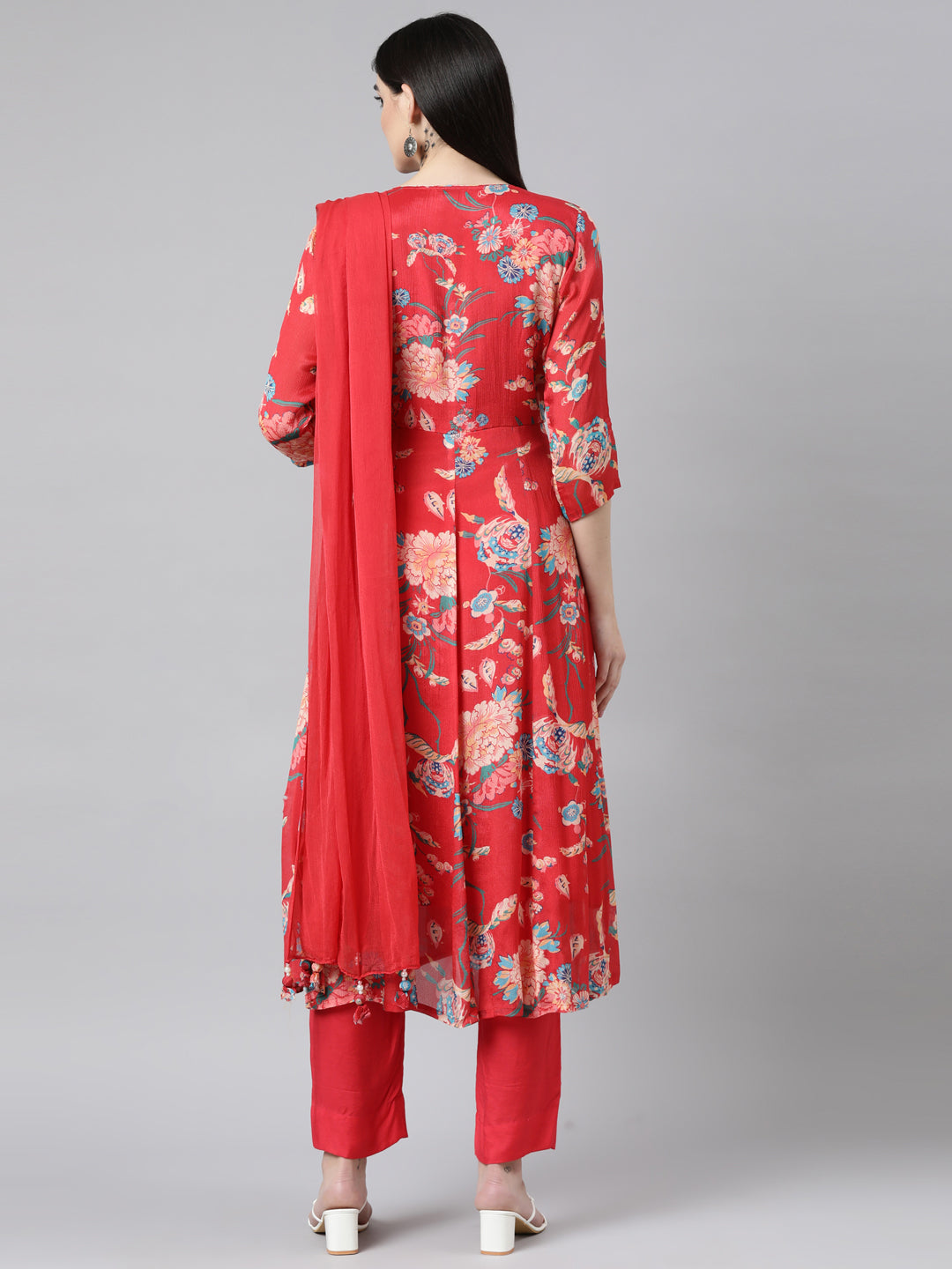 Neerus Red Georgette Printed Suit Set - side view