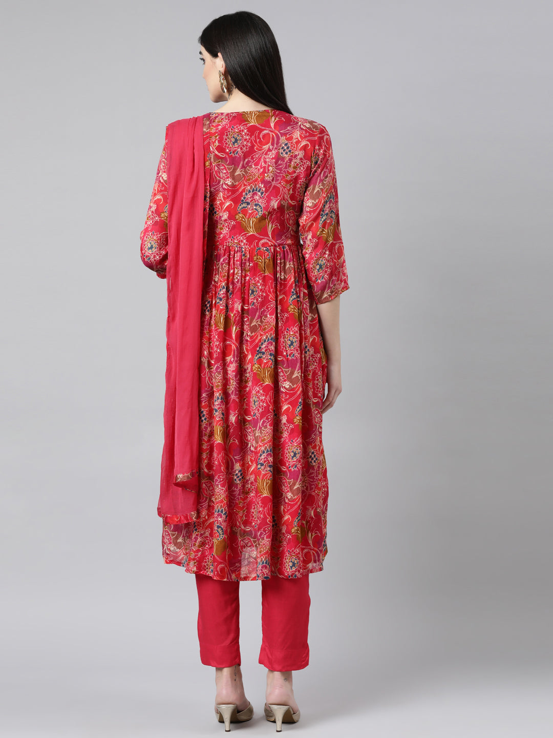 Neerus Pink floral printed straight suit set - side view