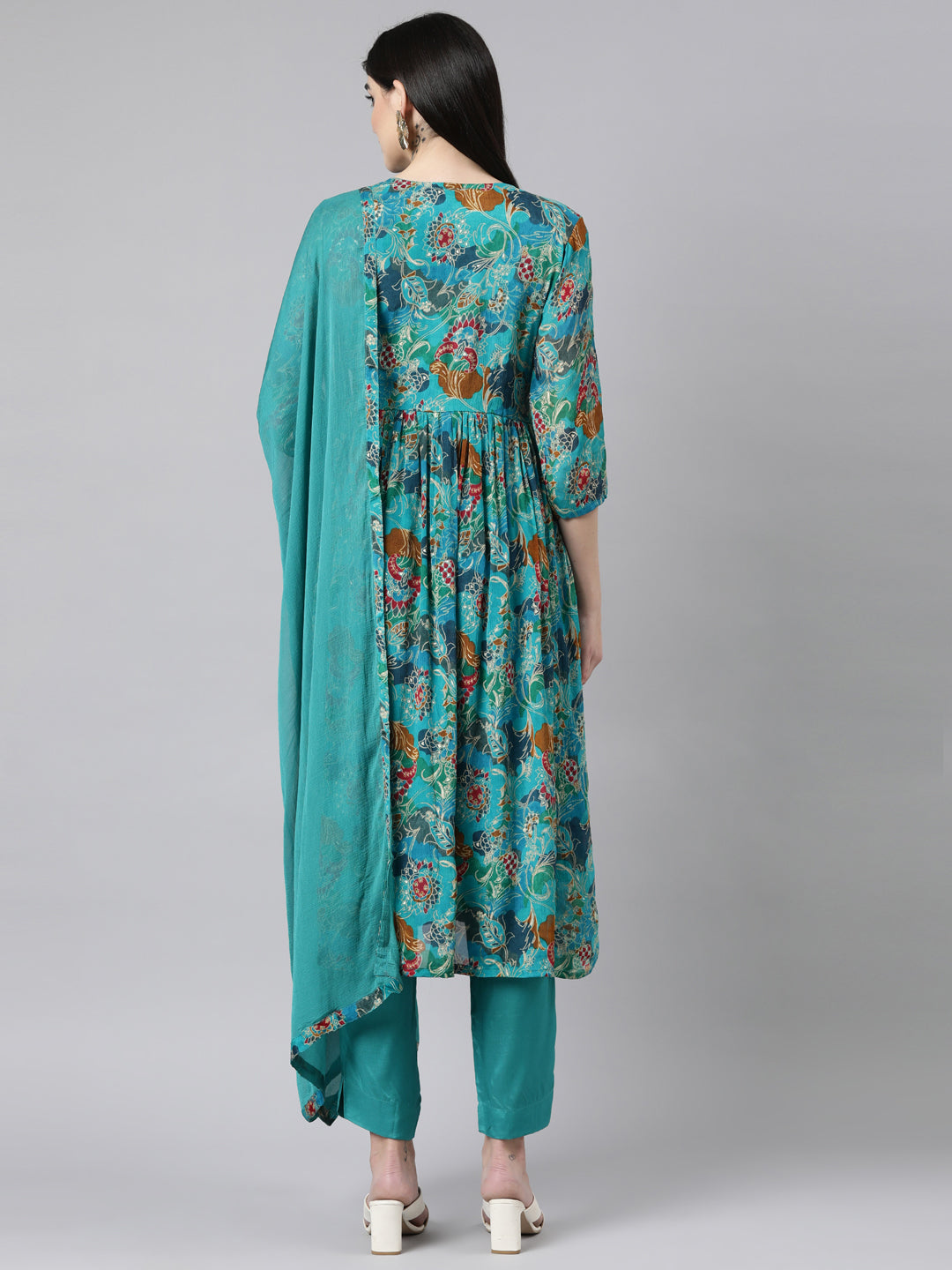 Neerus Green printed floral suit set straight kurta with trouser and dupatta - side view