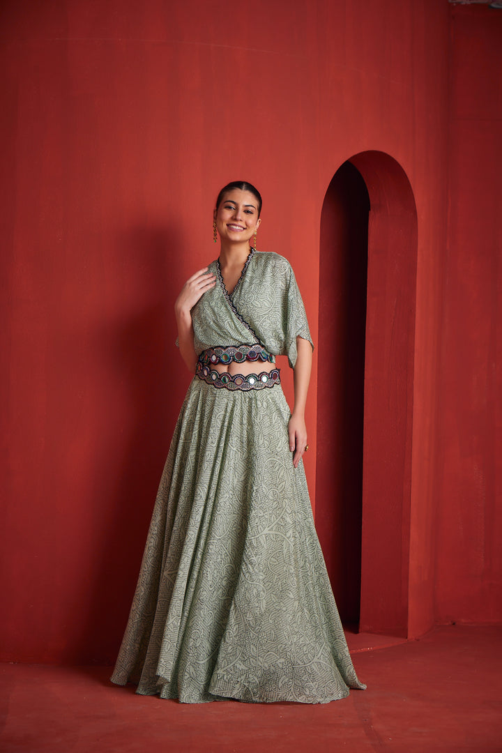 Neerus Womens Pista Color Georgette Fabric Fusion Set