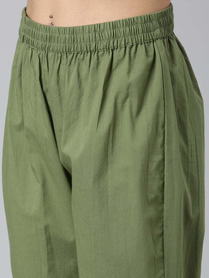 Neerus Green Regular Straight Printed Kurta and Trousers With Dupatta