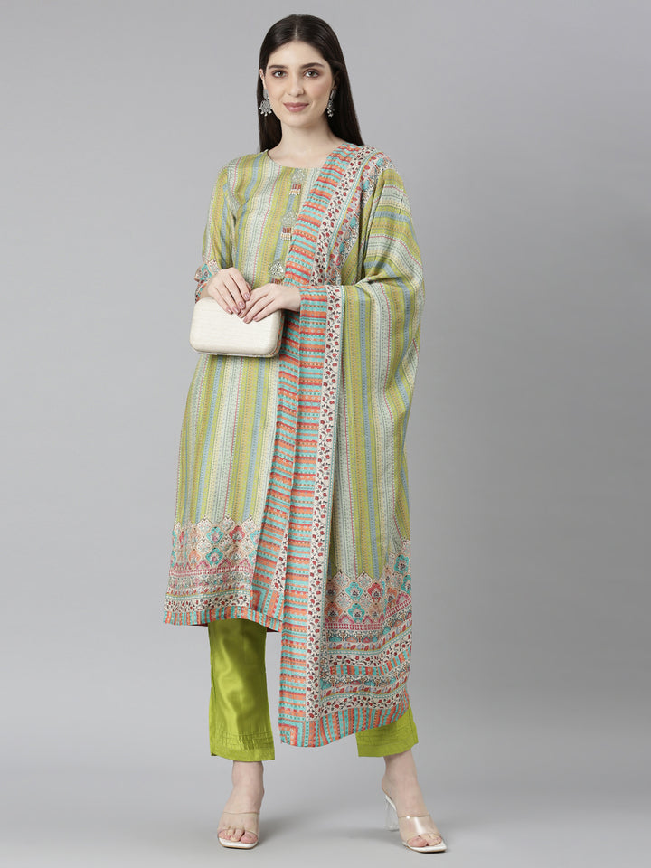Neerus Green printed chevron kurta set with trouser and dupatta - detail view 2