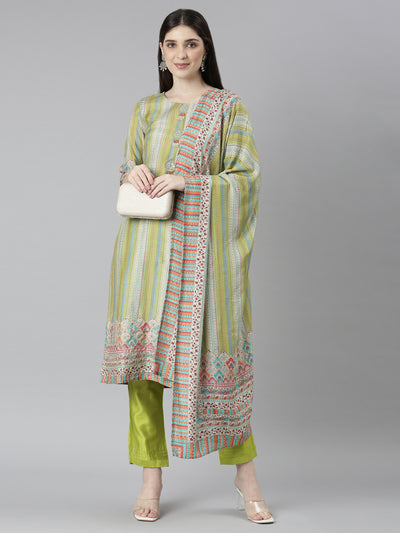 Neeru's Green Regular Straight Chevron Kurta And Trousers With Dupatta