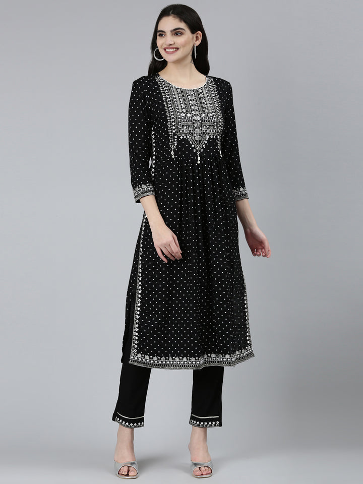 Neerus Black Regular Straight Floral Kurta Sets And Trousers