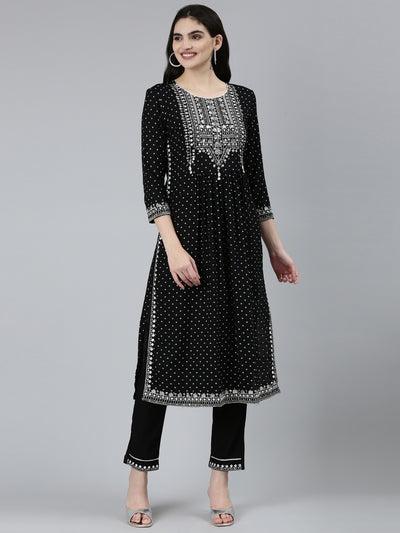 Neeru's Black Regular Straight Floral Kurta Sets And Trousers