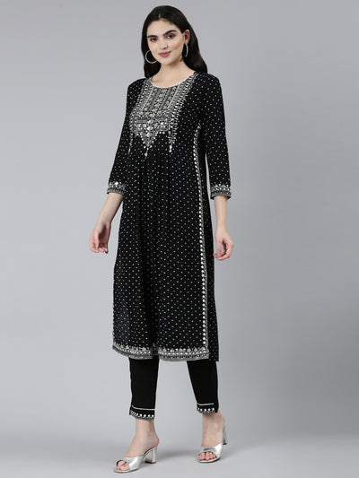 Neeru's Black Regular Straight Floral Kurta Sets And Trousers