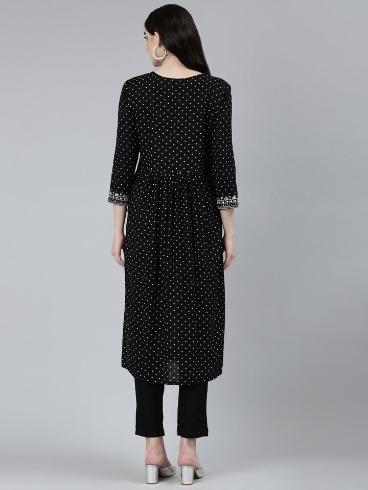 Neerus Black Regular Straight Floral Kurta Sets And Trousers