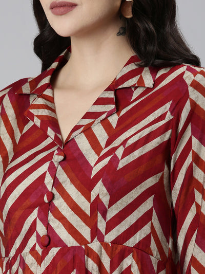 Neerus Maroon Regular Straight Chevron Kurta Sets And Trousers
