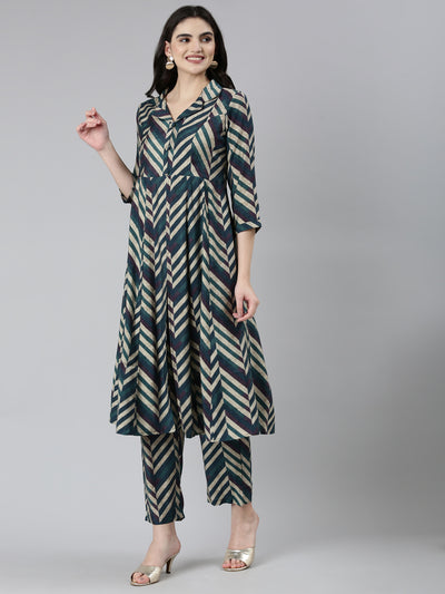 Neeru's Green Regular Straight Chevron Kurta Sets And Trousers
