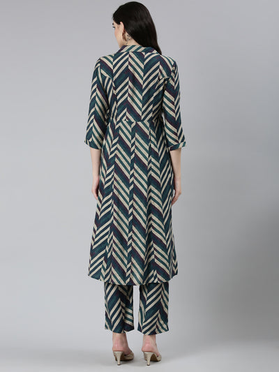 Neeru's Green Regular Straight Chevron Kurta Sets And Trousers