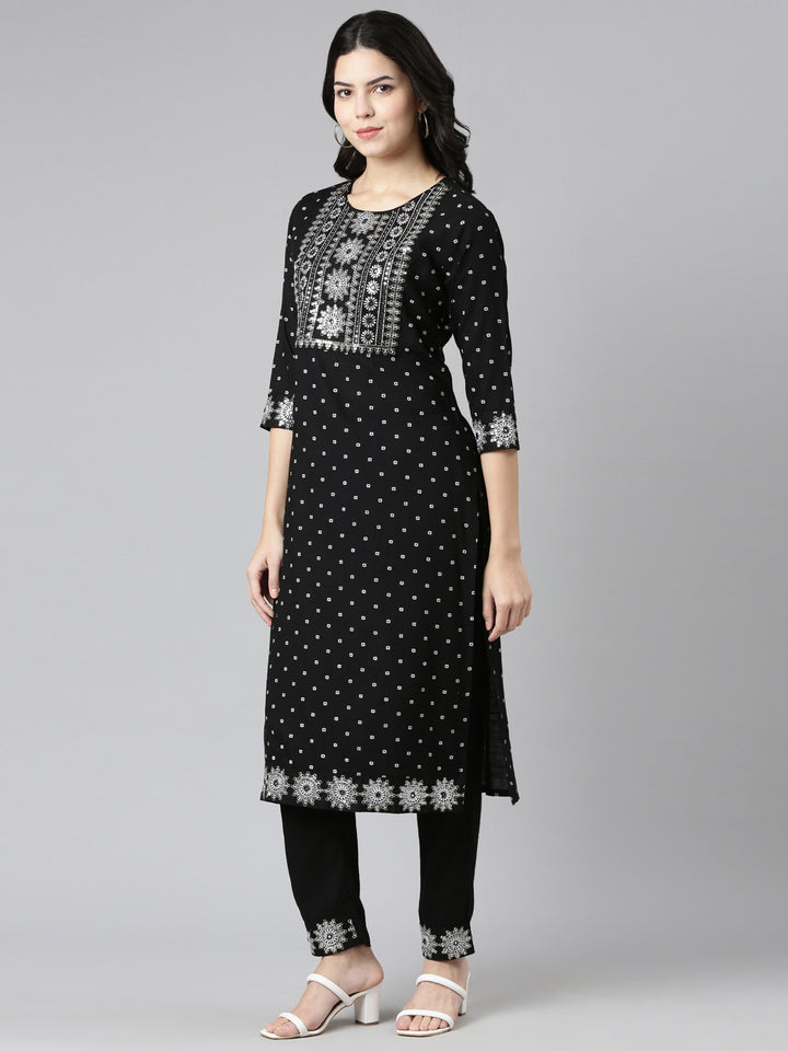 Neerus Black printed straight kurta set with trousers - back view