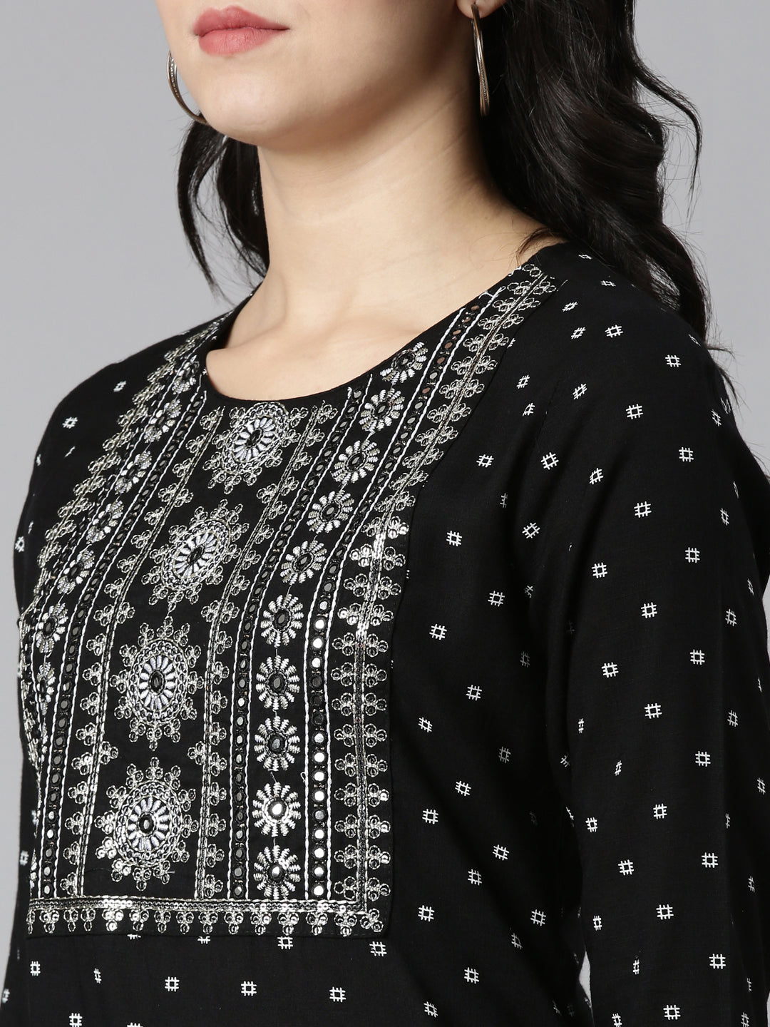 Neerus Black Regular Straight Printed Kurta And Trousers