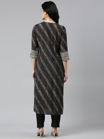 Neerus Black Regular Straight Printed Kurta And Trousers
