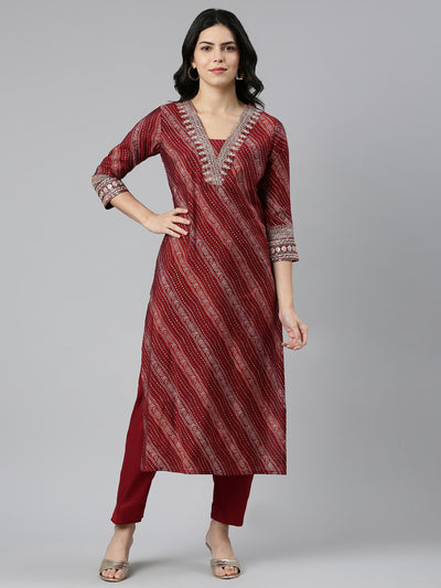 Neerus Maroon Regular Straight Printed Kurta And Trousers With Dupatta