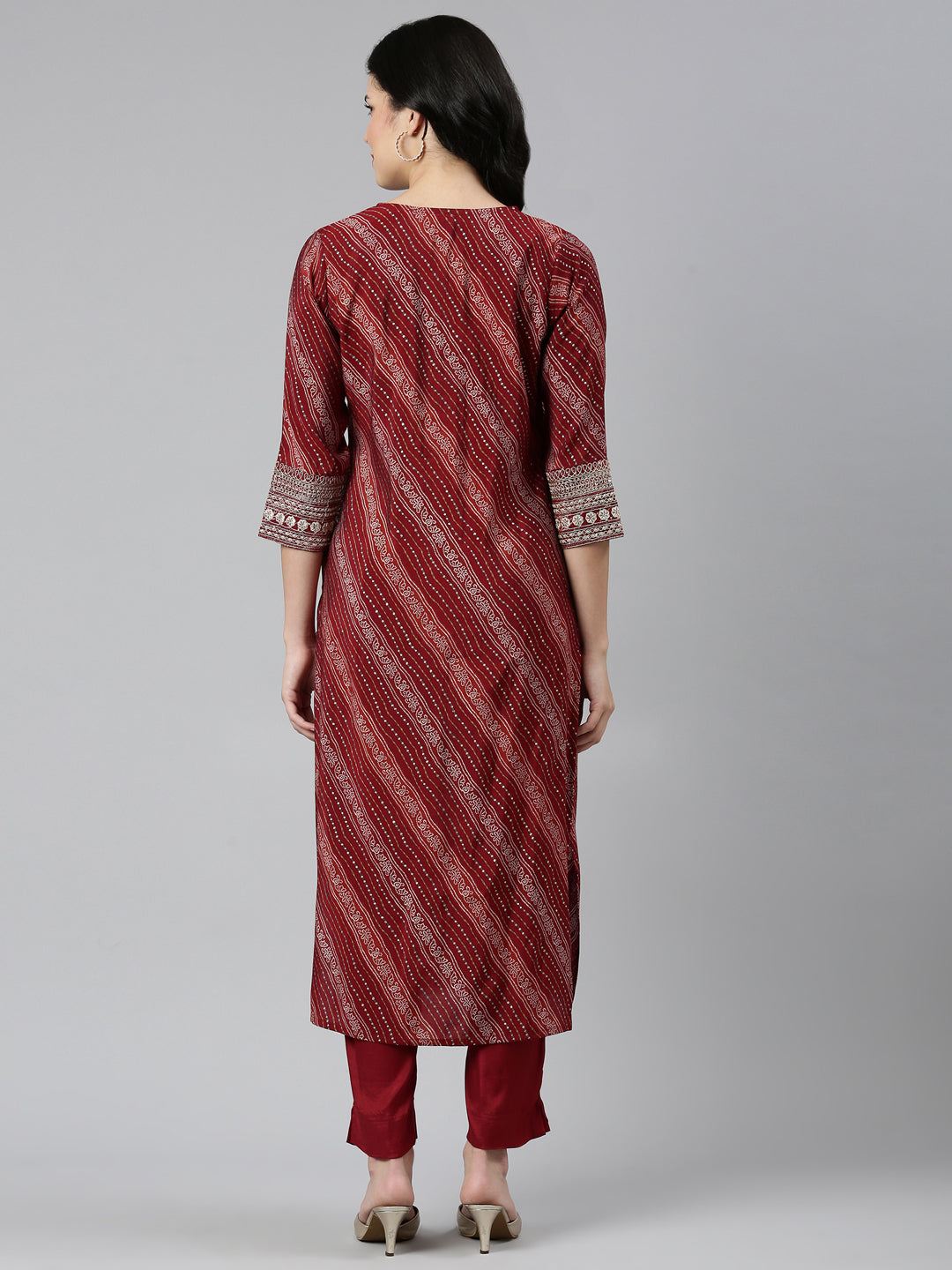 Neerus Maroon Regular Straight Printed Readymade suits