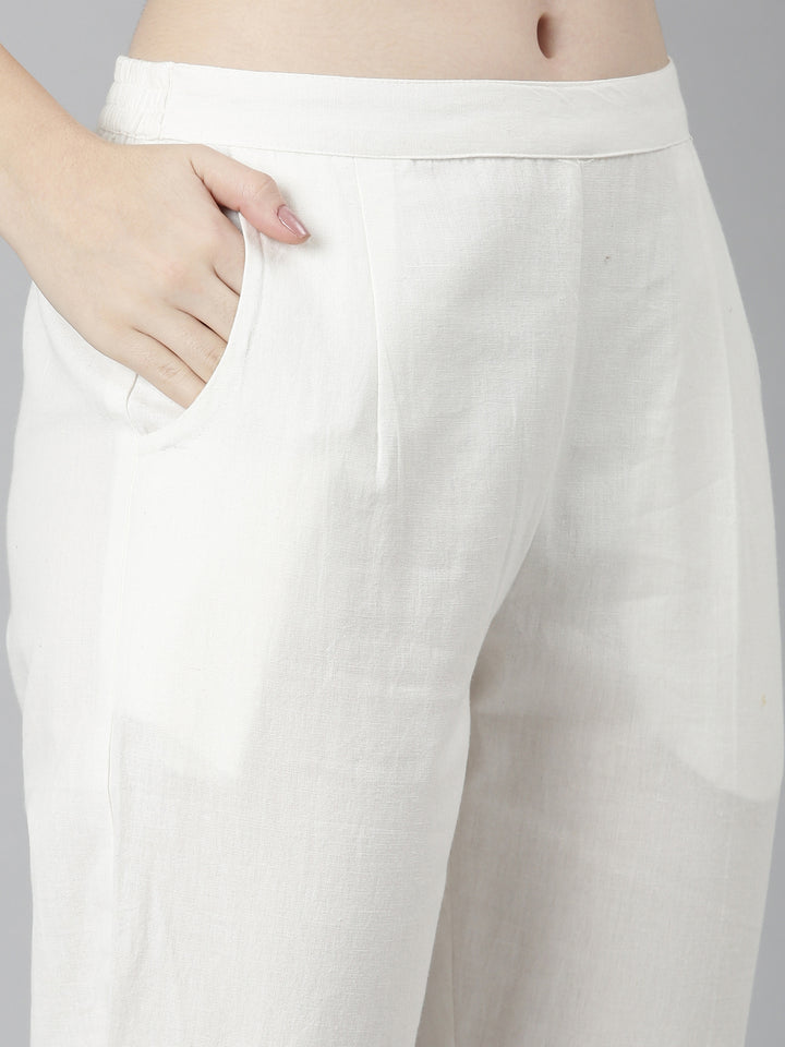 Neerus Red solid straight kurta set with trouser - detail view 3