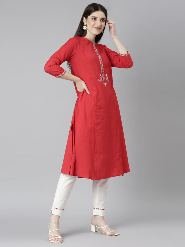 Neerus Red solid straight kurta set with trouser - back view