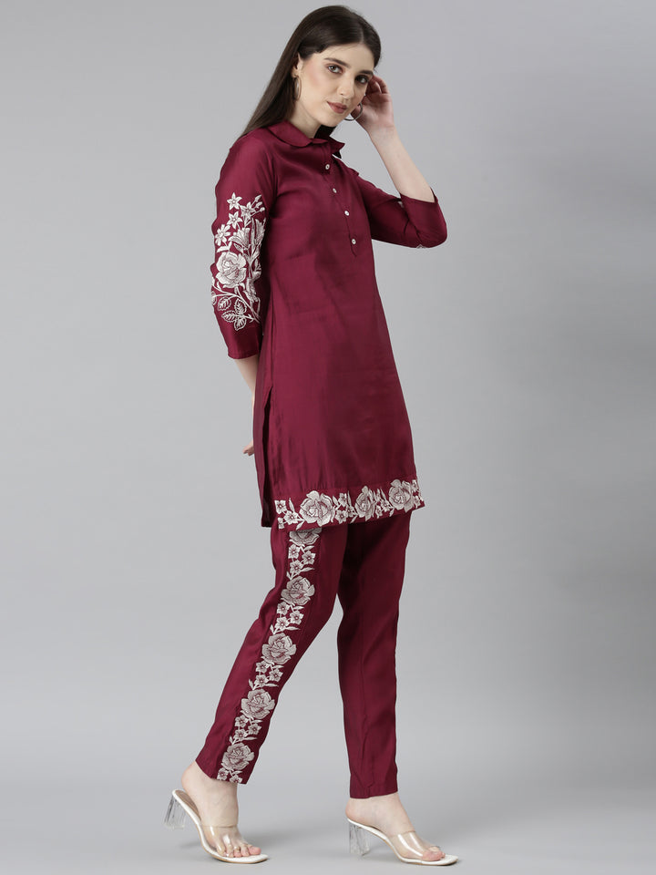 Neerus Maroon printed floral kurta set - back view