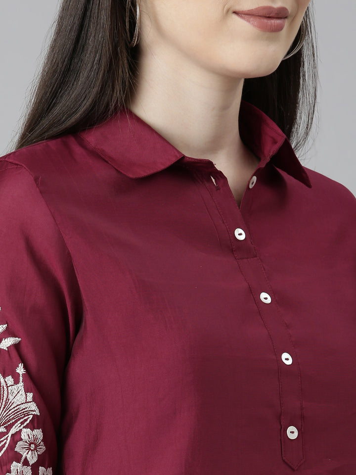 Neerus Maroon printed floral kurta set - detail view 1