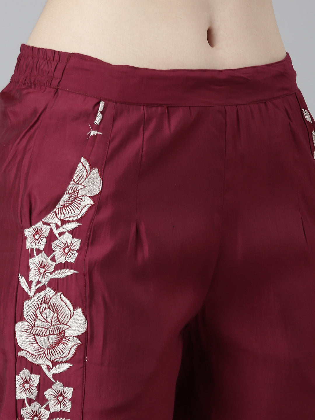 Neerus Maroon printed floral kurta set - detail view 3