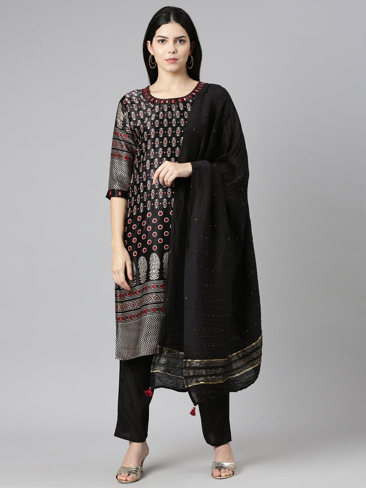 Neerus Black printed straight kurta set with dupatta - front view